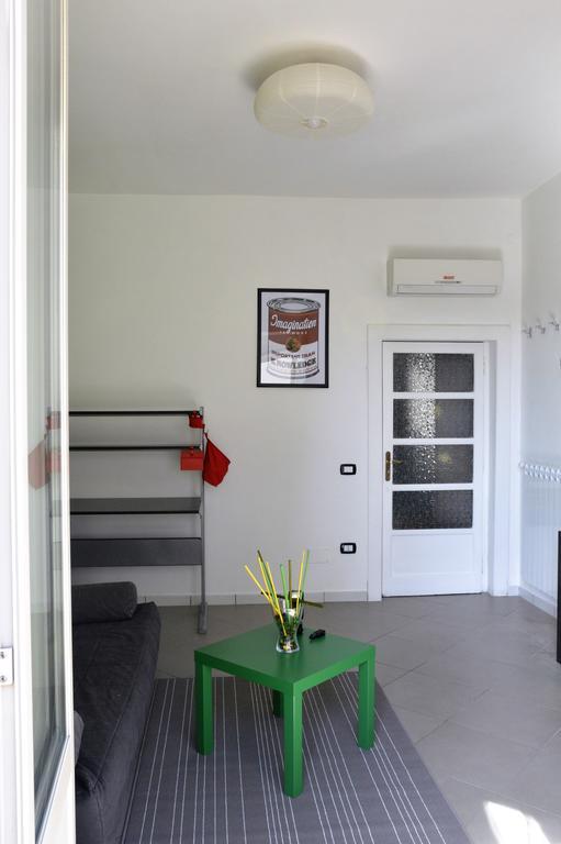 Coolor Holiday And Business Rentals ซาแลร์โน ภายนอก รูปภาพ