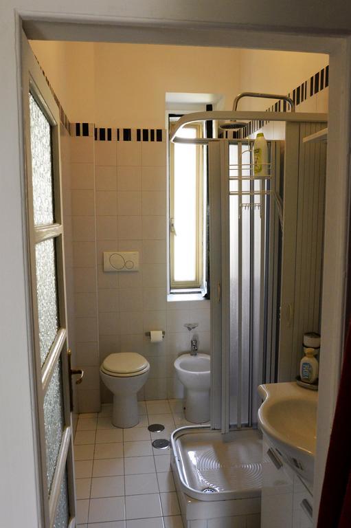 Coolor Holiday And Business Rentals ซาแลร์โน ภายนอก รูปภาพ